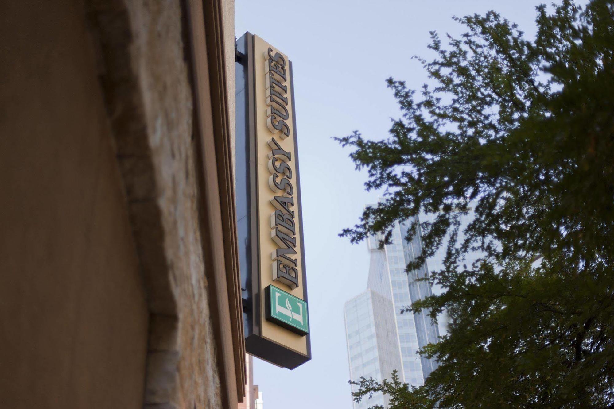 Embassy Suites By Hilton Fort Worth Downtown Exterior photo